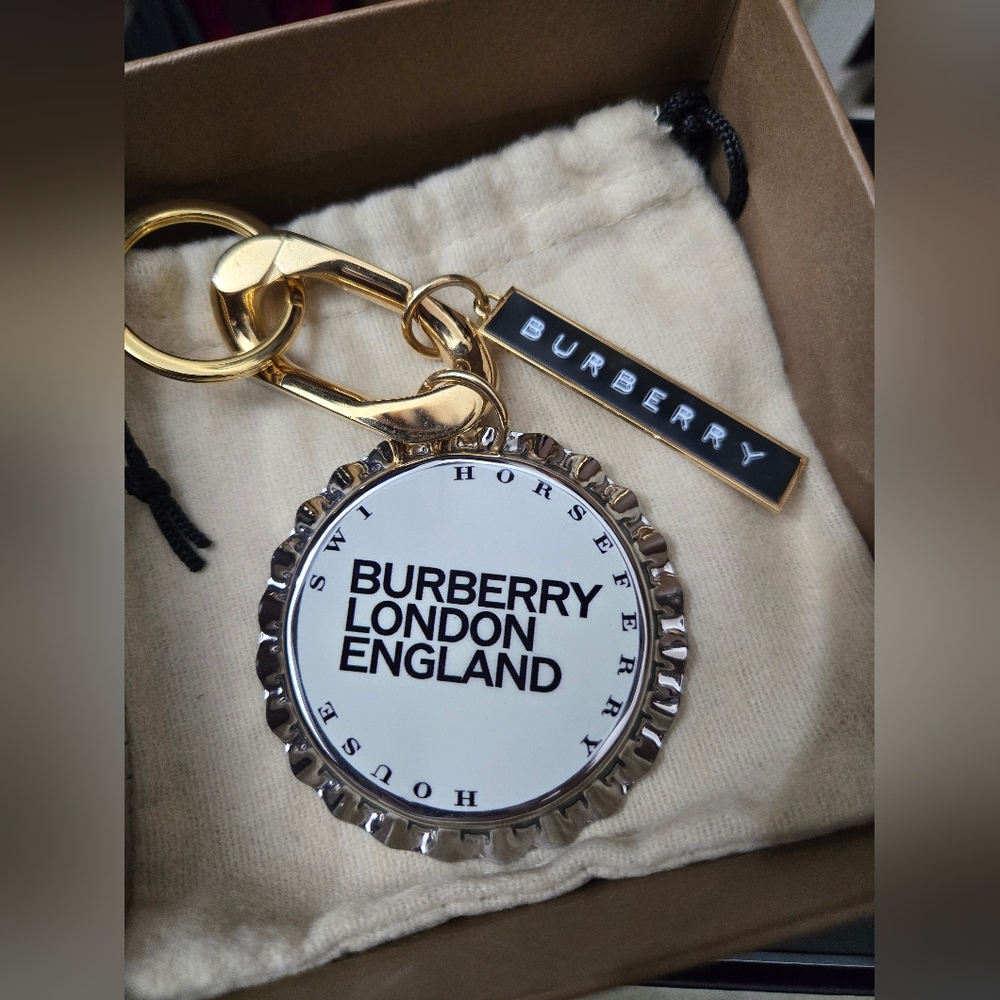 Burberry Beer Cap Logo Bag Charm/ Key Holder - Picture 7 of 9
